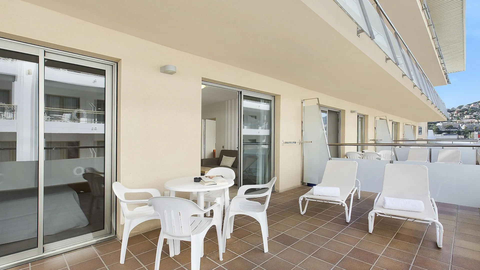 Aparthotel Odissea Park Santa Susanna