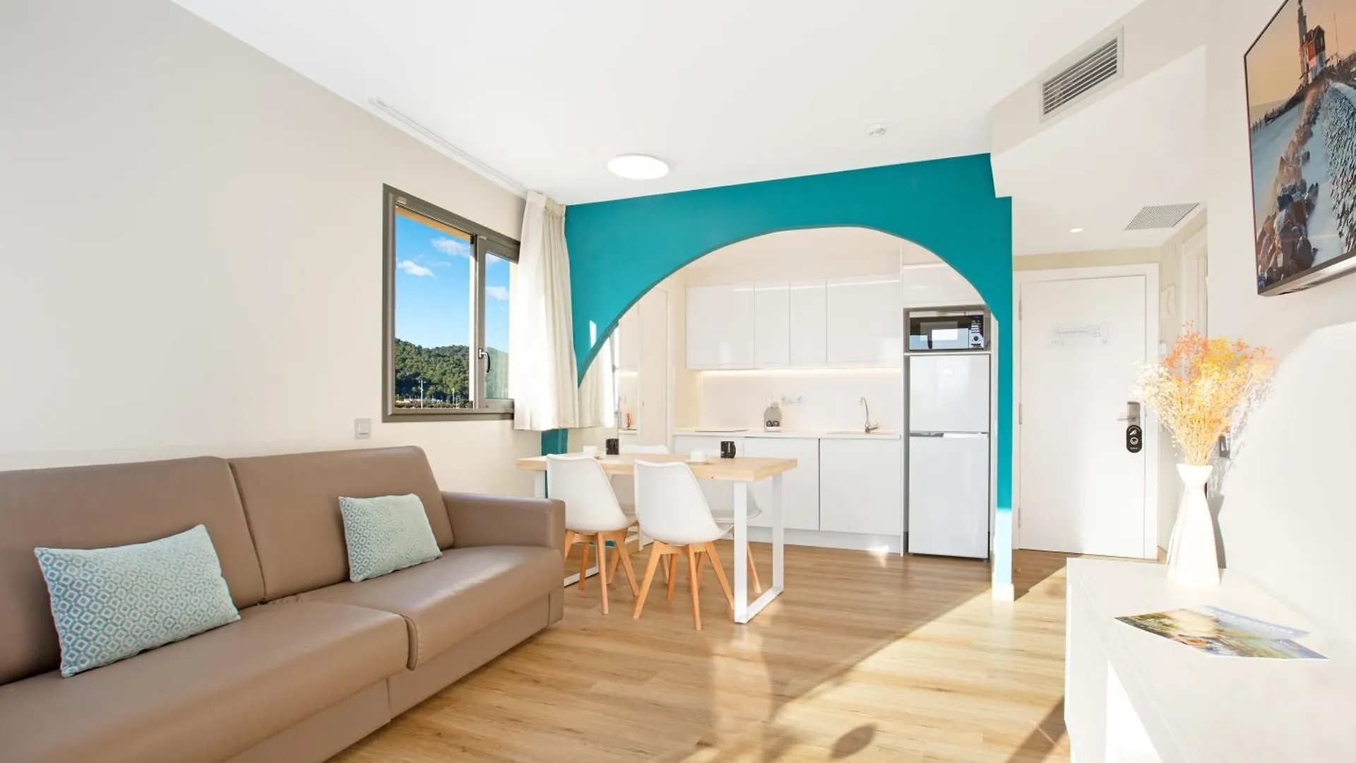 Aparthotel Odissea Park Santa Susanna