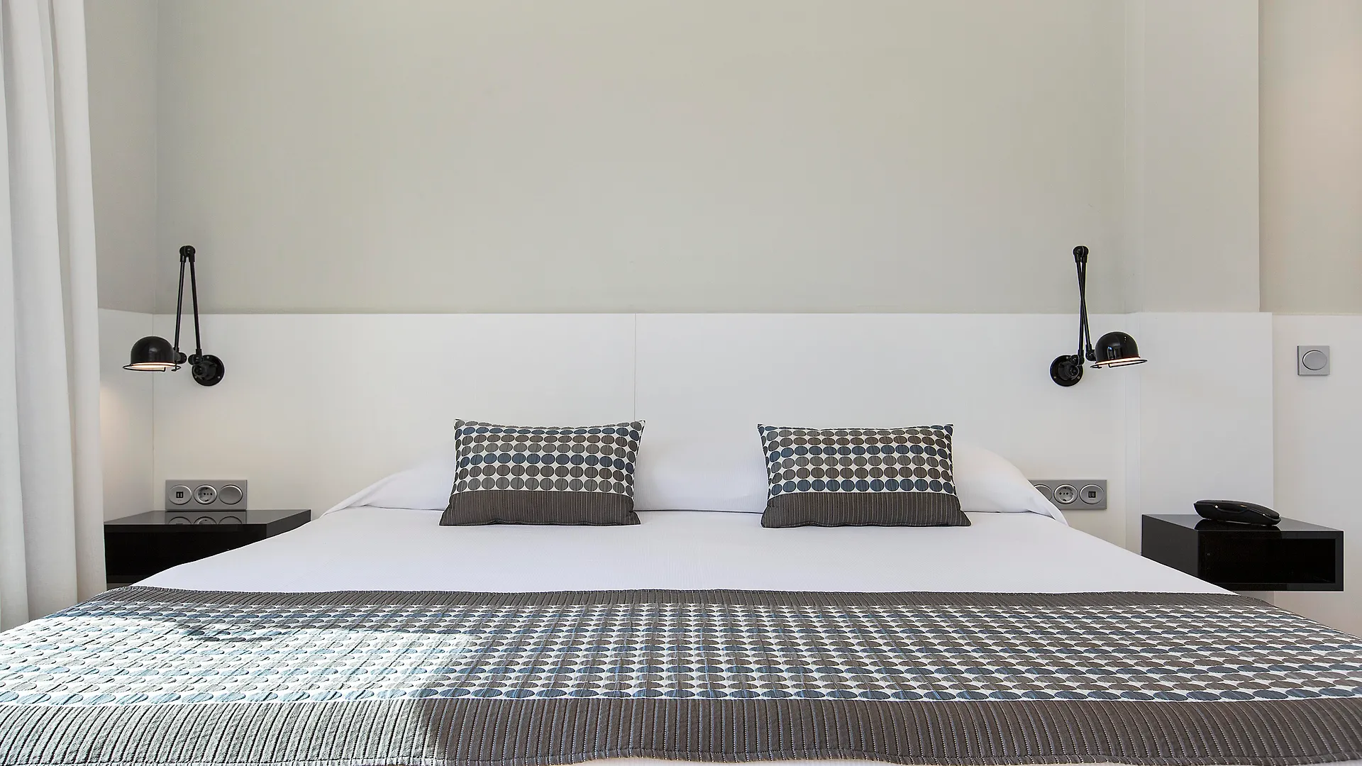 ****  Aparthotel Odissea Park Санта-Сусанна Испания