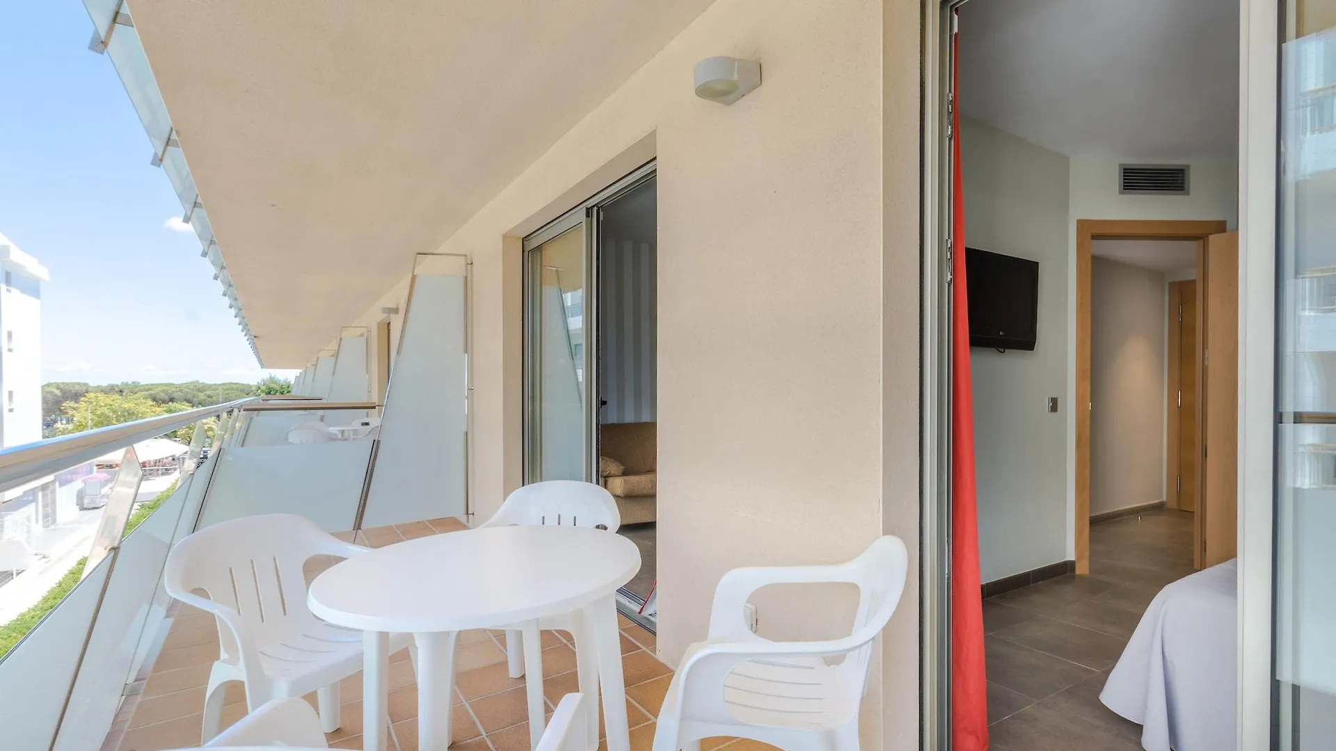 Aparthotel Odissea Park Санта-Сусанна