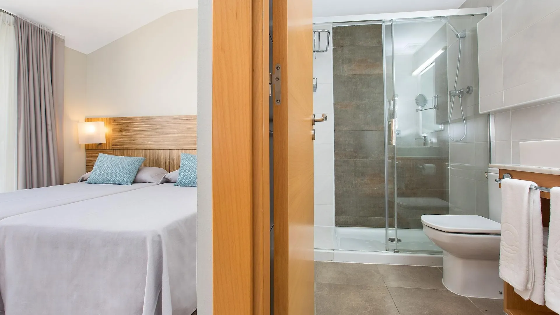 Aparthotel Odissea Park Санта-Сусанна