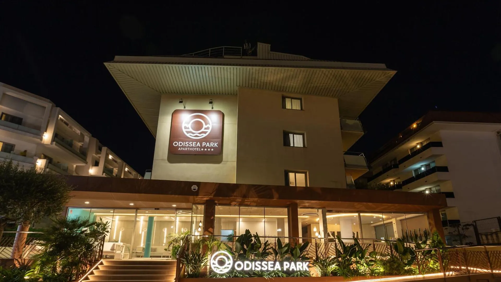 Aparthotel Odissea Park Санта-Сусанна